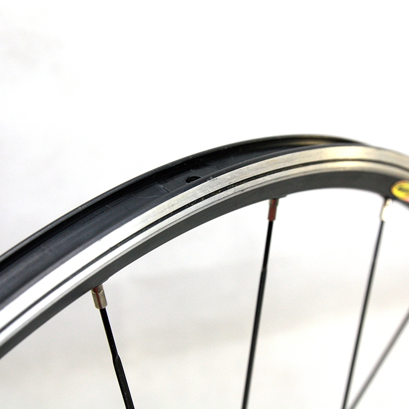 Mavic Aksium Race Wheelset - Cyclollector